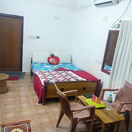 Squirrel Nest Guest House Mamallapuram Dış mekan fotoğraf